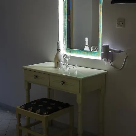 Elpiniki Alinda (Leros)