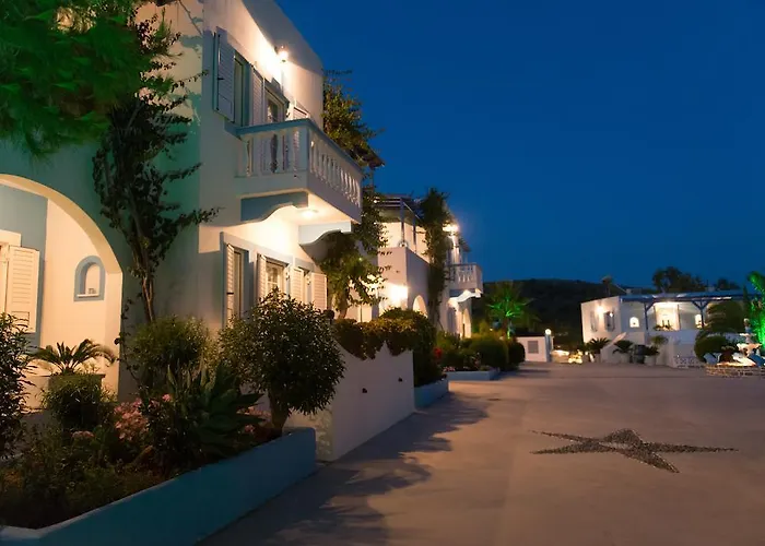 アパートホテル Elpiniki 2*