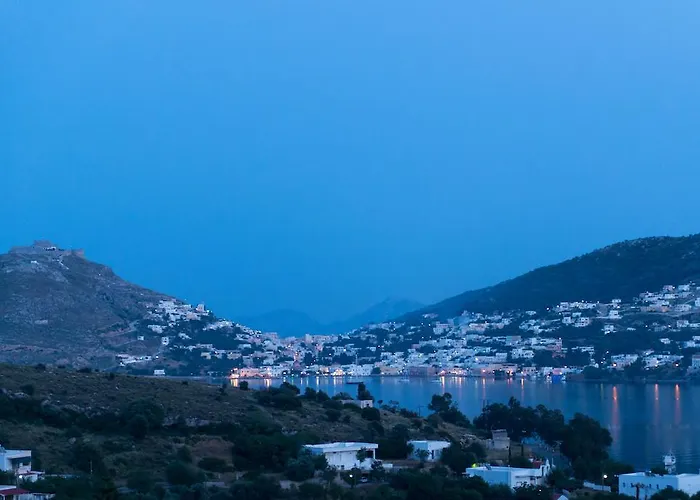 アパートホテル Elpiniki