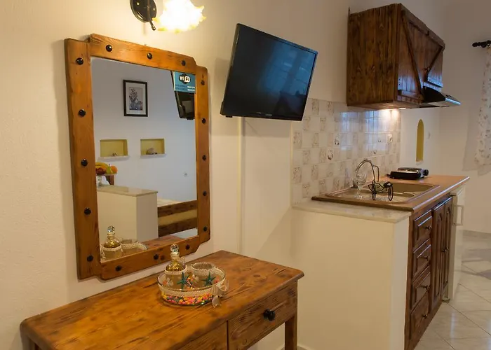 Elpiniki アパートホテル 2*