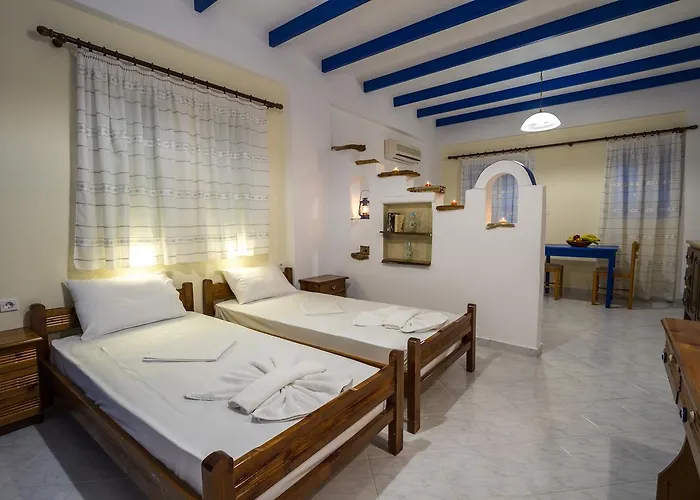 アパートホテル Elpiniki 2*