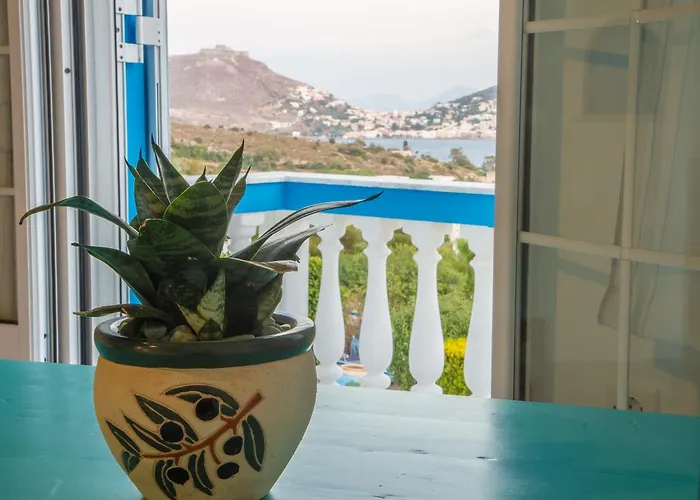 Elpiniki 2* アリンダ