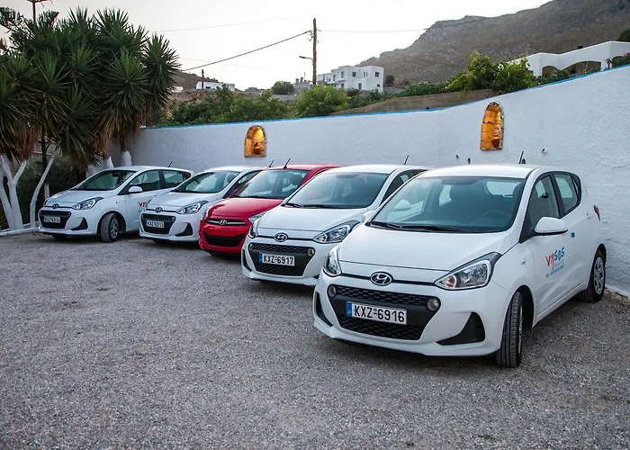 Elpiniki アパートホテル アリンダ