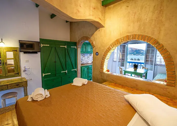 Elpiniki アリンダ