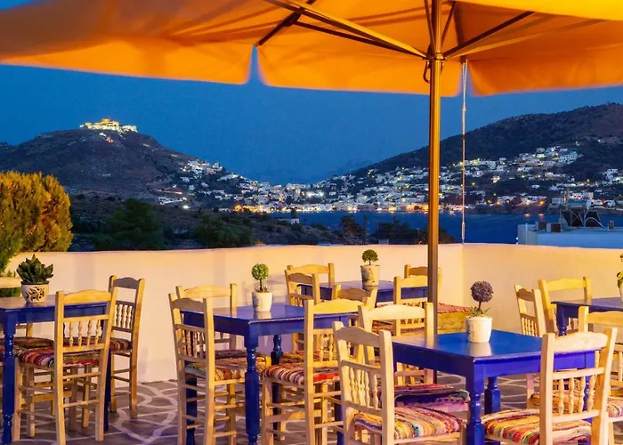 Elpiniki アパートホテル アリンダ